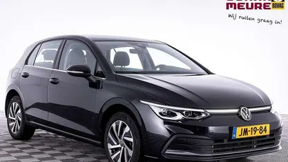 Occasion 2023 VW Golf VIII Business Hatchback | € 24.900 (Super prijs)