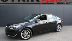 Zwart, metallic lak Gebruikt 2014 Opel Insignia Edition Hatchback | € 4.989 (Goede deal)