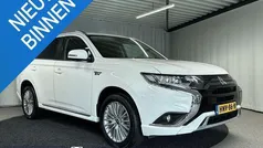 Wit Gebruikt 2020 Mitsubishi Outlander Intense SUV | € 26.000 (Eerlijke prijs)