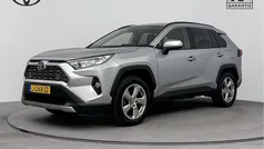 Gebruikt 2020 Toyota RAV4 Hybrid Style SUV | € 29.950 (Eerlijke prijs)