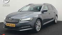 Grijs Gebruikt 2020 Skoda Superb Business Line Stationwagen | € 23.840 (Goede deal)