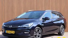 Blauw, metallic lak Gebruikt 2019 Opel Astra Edition Stationwagen | € 10.940 (Eerlijke prijs)
