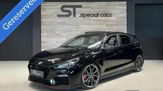 Zwart Gebruikt 2018 Hyundai i30 Hatchback | € 27.750 (Eerlijke prijs)