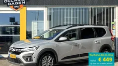 Grijs Gebruikt 2023 Dacia Jogger Expression MPV | € 20.195 (Eerlijke prijs)