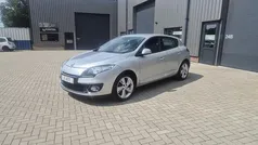 Grijs Gebruikt 2013 Renault Mégane III Collection Hatchback | € 4.250 (Eerlijke prijs)