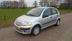 Gebruikt 2002 Citroën C3 Prestige Hatchback | € 850 (Eerlijke prijs)