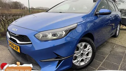 Gebruikt 2023 Kia Ceed Hatchback | € 24.400 (Eerlijke prijs)