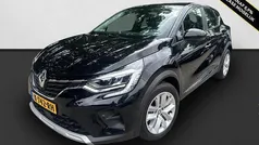 Zwart metallic Gebruikt 2021 Renault Captur Zen SUV | € 13.950 (Eerlijke prijs)