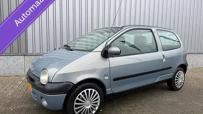 Blauw Gebruikt 2003 Renault Twingo Dynamique Hatchback | € 1.499 (Eerlijke prijs)