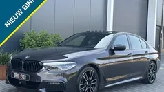 Grijs Gebruikt 2019 BMW 530 M Sport Sedan | € 32.995 (Eerlijke prijs)