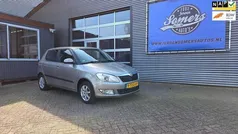 Beige Gebruikt 2014 Skoda Fabia Hatchback | € 3.650 (Eerlijke prijs)