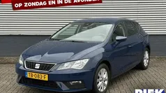 Blauw Gebruikt 2018 Seat Leon Style Hatchback | € 9.999 (Eerlijke prijs)