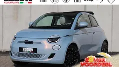 Blauw Gebruikt 2022 Fiat 500e La Prima Cabriolet | € 25.900 (Eerlijke prijs)
