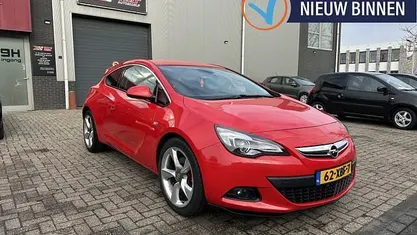 Occasion Opel Astra GTC Sport 120 PK (88 kW) 2012 Rood Hatchback