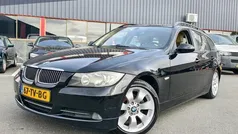 Zwart, metallic lak Gebruikt 2007 BMW 325 Stationwagen | € 4.499 (Eerlijke prijs)