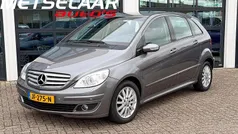 Grijs Gebruikt 2007 Mercedes B200 MPV | € 4.350 (Eerlijke prijs)