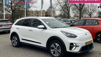 Gebruikt 2020 Kia e-Niro SUV | € 16.345 (Super prijs)