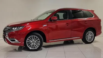 Occasion Mitsubishi Outlander Intense+ 135 PK (99 kW) 2019 SUV