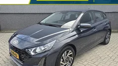 Grijs Gebruikt 2024 Hyundai i20 Comfort Hatchback | € 21.900 (Eerlijke prijs)