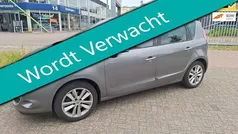 Gebruikt 2010 Renault Scénic III MPV | € 3.295 (Eerlijke prijs)