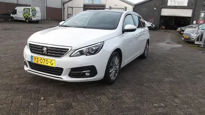 Occasion Peugeot 308 SW Premium 131 PK (96 kW) 2017 Stationwagen