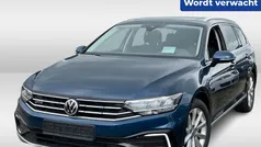 Blauw Gebruikt 2021 VW Passat Business Stationwagen | € 28.950 (Eerlijke prijs)
