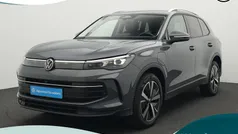 Grijs Gebruikt 2025 VW Tiguan Edition SUV | € 46.400 (Super prijs)