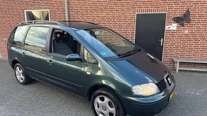 Groen Gebruikt 2004 Seat Alhambra Stella MPV | € 1.699 (Eerlijke prijs)