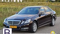 Bruin Gebruikt 2010 Mercedes E250 Avantgarde Sedan | € 17.995 (Eerlijke prijs)
