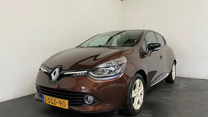 Occasion 2013 Renault Clio IV Expression Hatchback | € 3.949 (Eerlijke prijs)