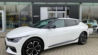 Wit Occasion 2022 Kia EV6 GT-Line SUV | € 34.945 (Goede deal)