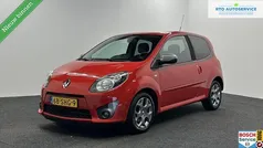 Rood Gebruikt 2011 Renault Twingo Night&Day Hatchback | € 3.000 (Eerlijke prijs)