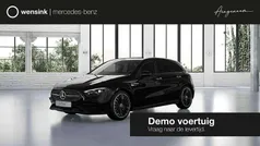 Zwart, metallic lak Nieuw 2025 Mercedes A250 Business Hatchback | € 49.900
