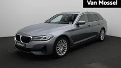 Blauw Gebruikt 2021 BMW 530e Executive Stationwagen | € 36.900 (Eerlijke prijs)
