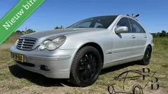 Grijs, metallic lak Gebruikt 2001 Mercedes C270 Elegance Sedan | € 2.399