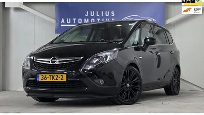 Zwart Gebruikt 2012 Opel Zafira Tourer Cosmo MPV | € 6.443 (Eerlijke prijs)