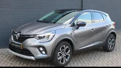 Twotone gris cassiopée / noir Gebruikt 2023 Renault Captur Intens SUV | € 22.995 (Eerlijke prijs)