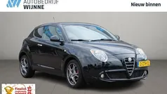 Gebruikt 2015 Alfa Romeo MiTo Hatchback | € 7.450 (Eerlijke prijs)