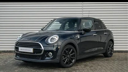 Zwart Gebruikt 2020 Mini Cooper Comfort Hatchback | € 21.900 (Eerlijke prijs)