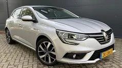 Gebruikt 2019 Renault Mégane IV Bose Edition Hatchback | € 15.445 (Eerlijke prijs)