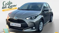 Gebruikt 2023 Toyota Yaris Hybrid Active Hatchback | € 21.545 (Eerlijke prijs)