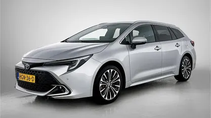 Gebruikt 2025 Toyota Corolla Hybrid Stationwagen | € 34.445 (Eerlijke prijs)