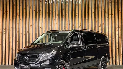 Zwart Gebruikt 2017 Mercedes V250 Avantgarde MPV | € 37.900 (Goede deal)
