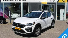 Wit Gebruikt 2022 Dacia Sandero Essentiel Hatchback | € 15.640 (Eerlijke prijs)