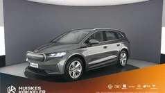 Grijs Gebruikt 2024 Skoda Enyaq iV Selection SUV | € 43.900 (Eerlijke prijs)