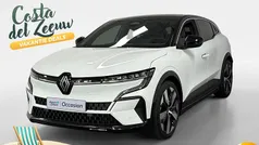 Wit Gebruikt 2023 Renault Mégane Techno Hatchback | € 29.445 (Eerlijke prijs)