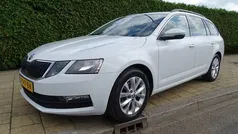 Gebruikt 2020 Skoda Octavia Stationwagen | € 15.750 (Eerlijke prijs)