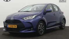Blauw Gebruikt 2024 Toyota Yaris Hatchback | € 23.770 (Eerlijke prijs)