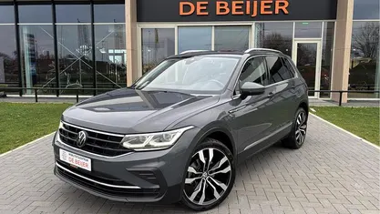 Gebruikt 2022 VW Tiguan SUV | € 34.645 (Eerlijke prijs)
