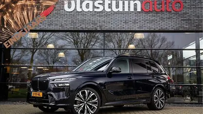 Zwart Gebruikt 2023 BMW X7 M Sport SUV | € 139.750 (Eerlijke prijs)
